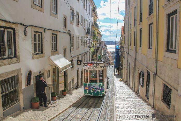Coger elevadores, uno de los mejores consejos para viajar a Lisboa